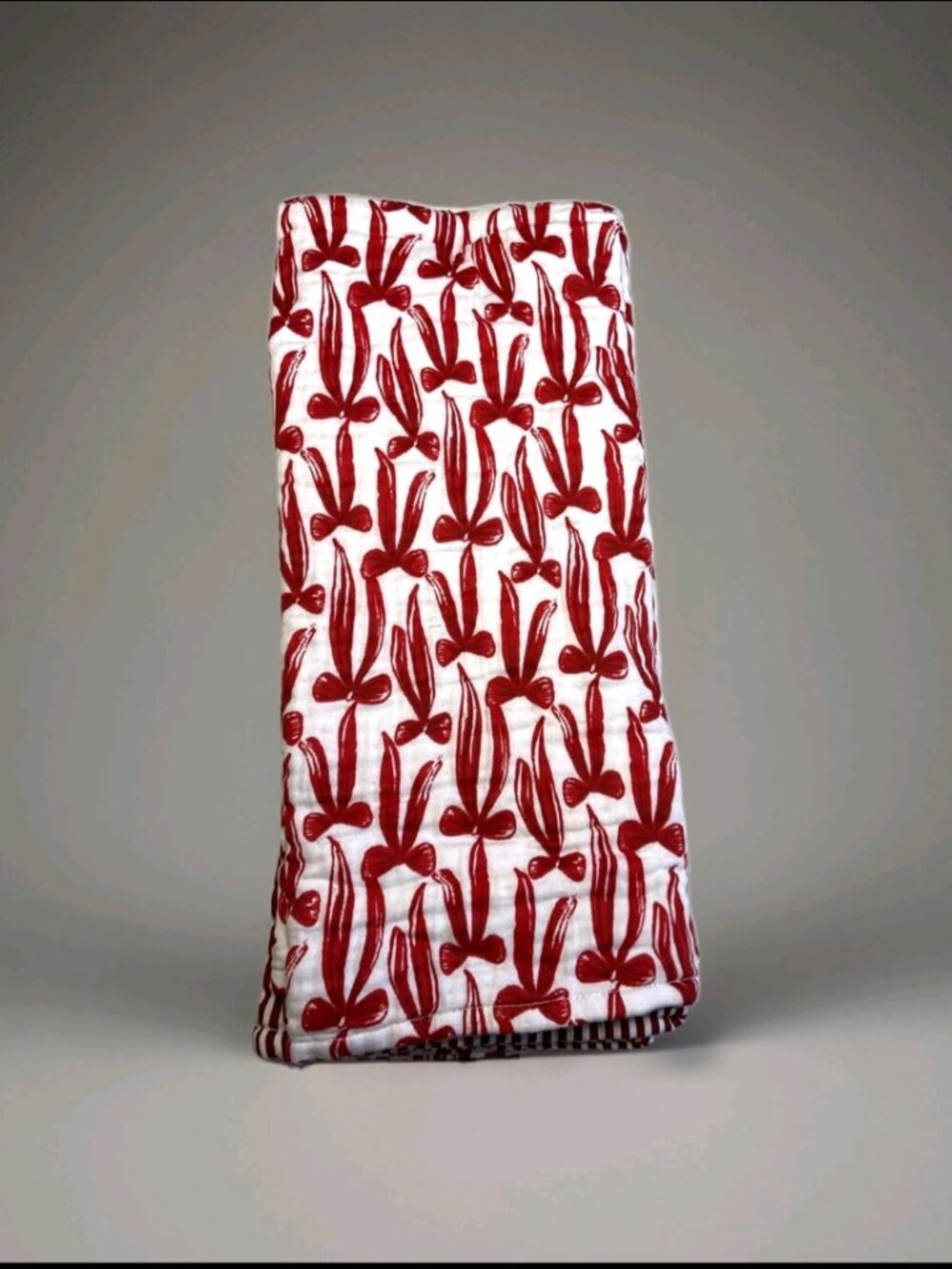 Rachel Zoe Red Bow/ Stripe Kitchen Towel Set of 3 - Picture 3 of 3